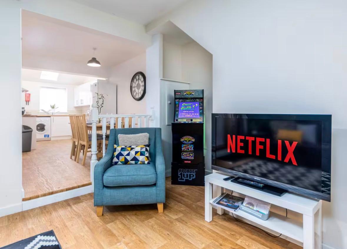 4-bed contractor house in Southampton (SO) photo 9