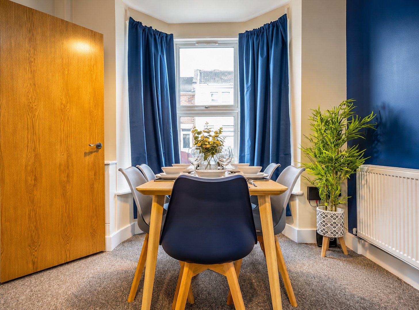 4-bed contractor house in Southampton (SO)