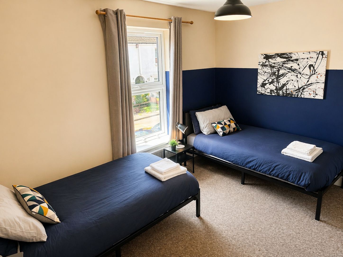 4-bed contractor house in Southampton (SO) photo 9