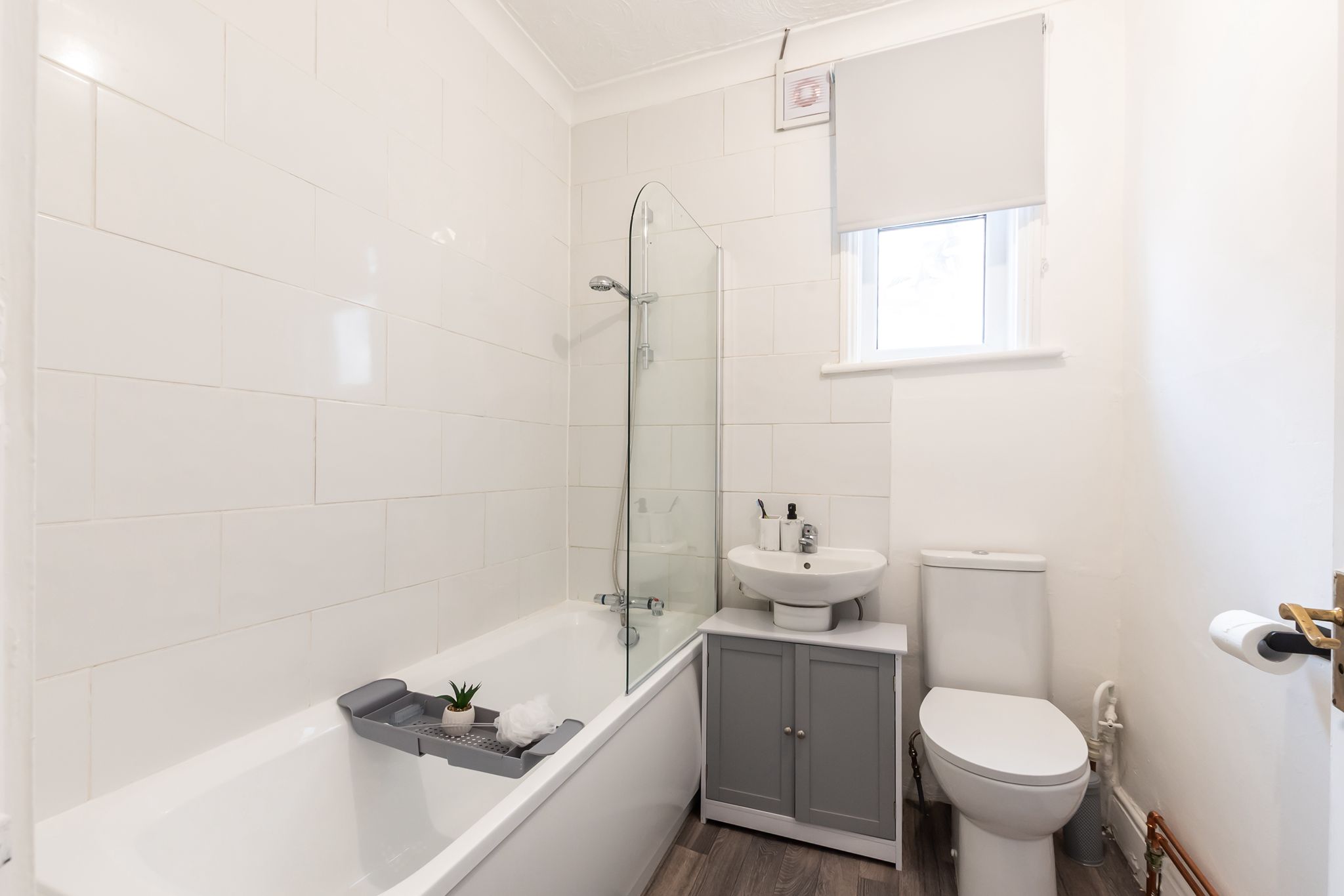 5-bed contractor house in Southampton (SO) photo 7