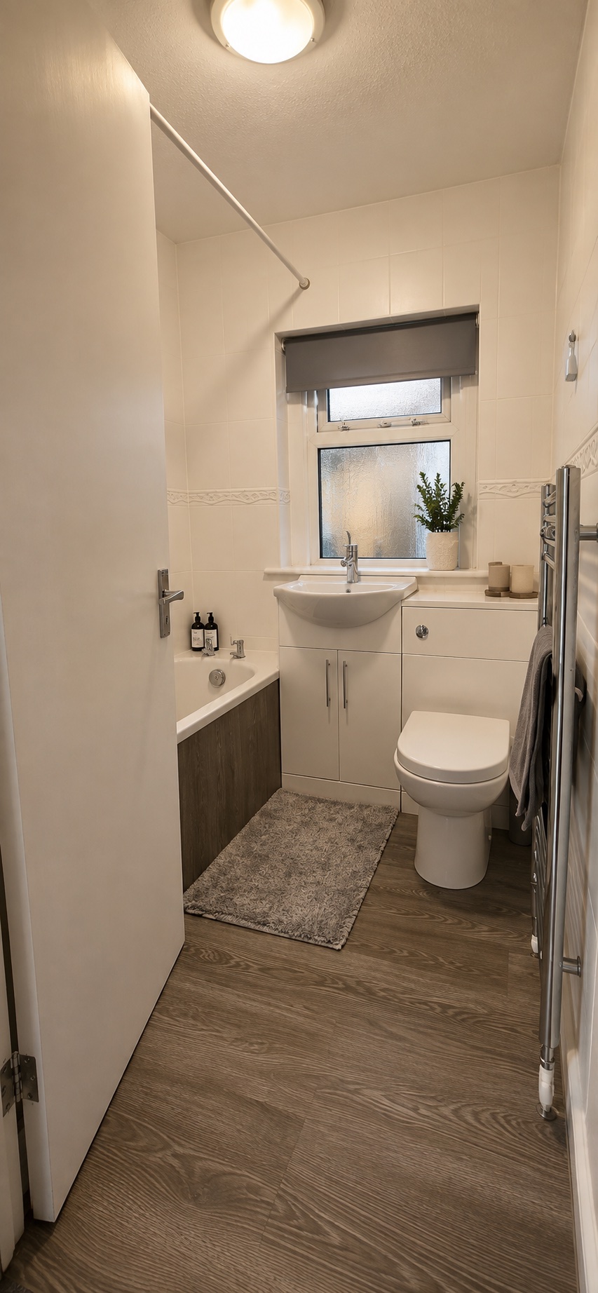 2-bed contractor house in Cardiff  (CF) photo 10