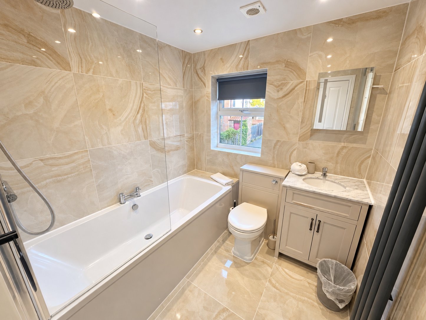 3-bed contractor house in Wynyard, Stockton (TS) photo 10