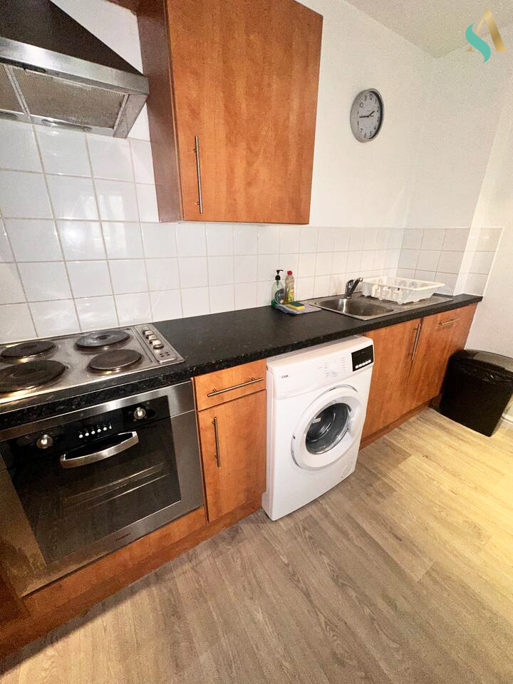 1-bed contractor house in Middlesbrough (TS) photo 4