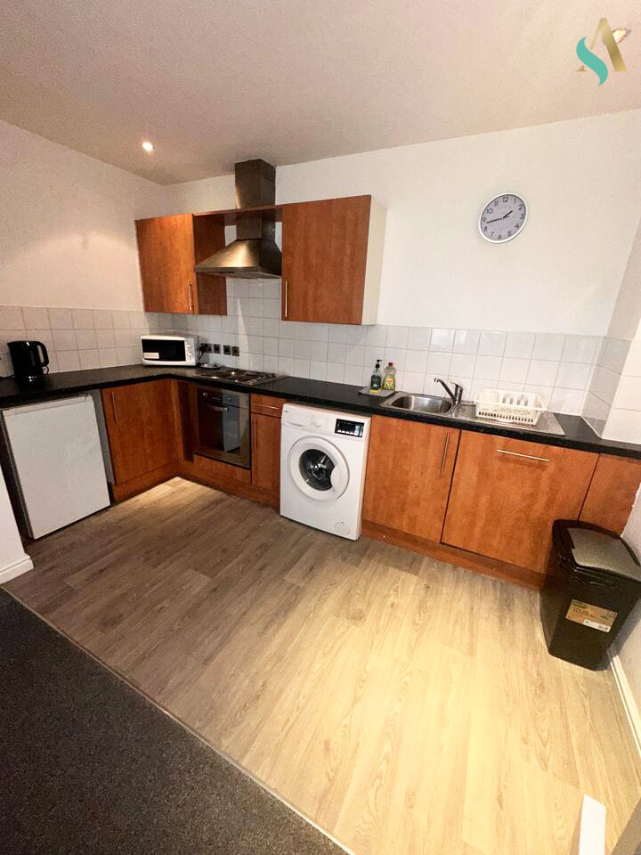 1-bed contractor house in Middlesbrough (TS) photo 6