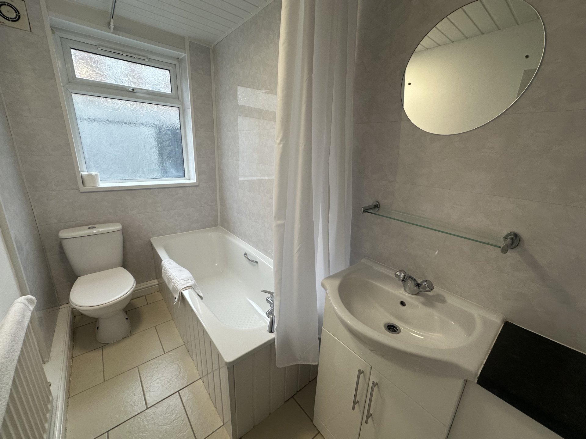 3-bed contractor house in Hartlepool (TS) photo 7
