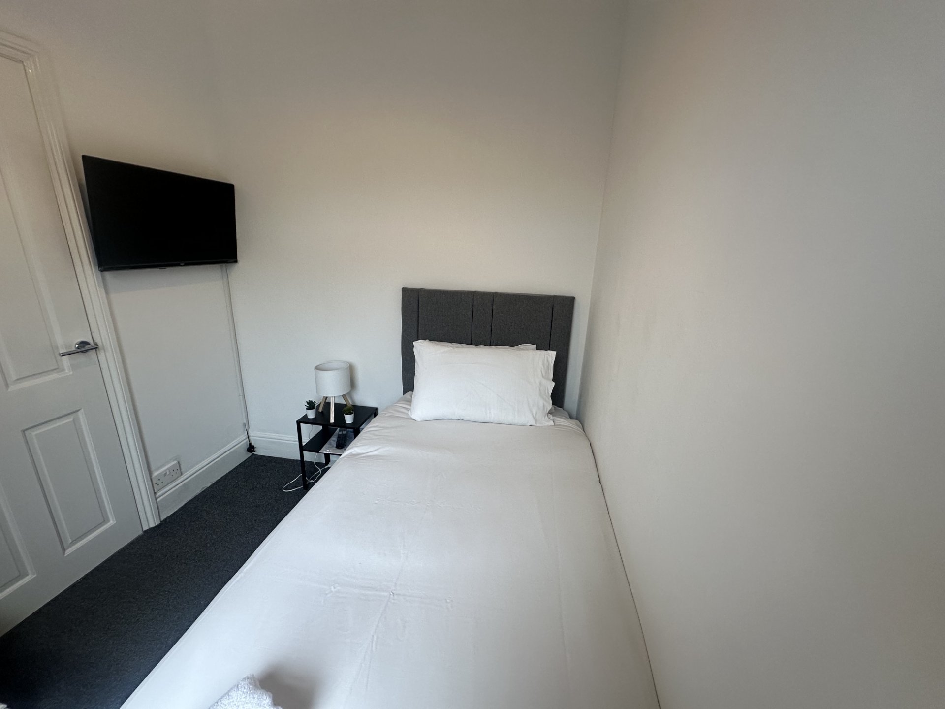 3-bed contractor house in Hartlepool (TS) photo 10
