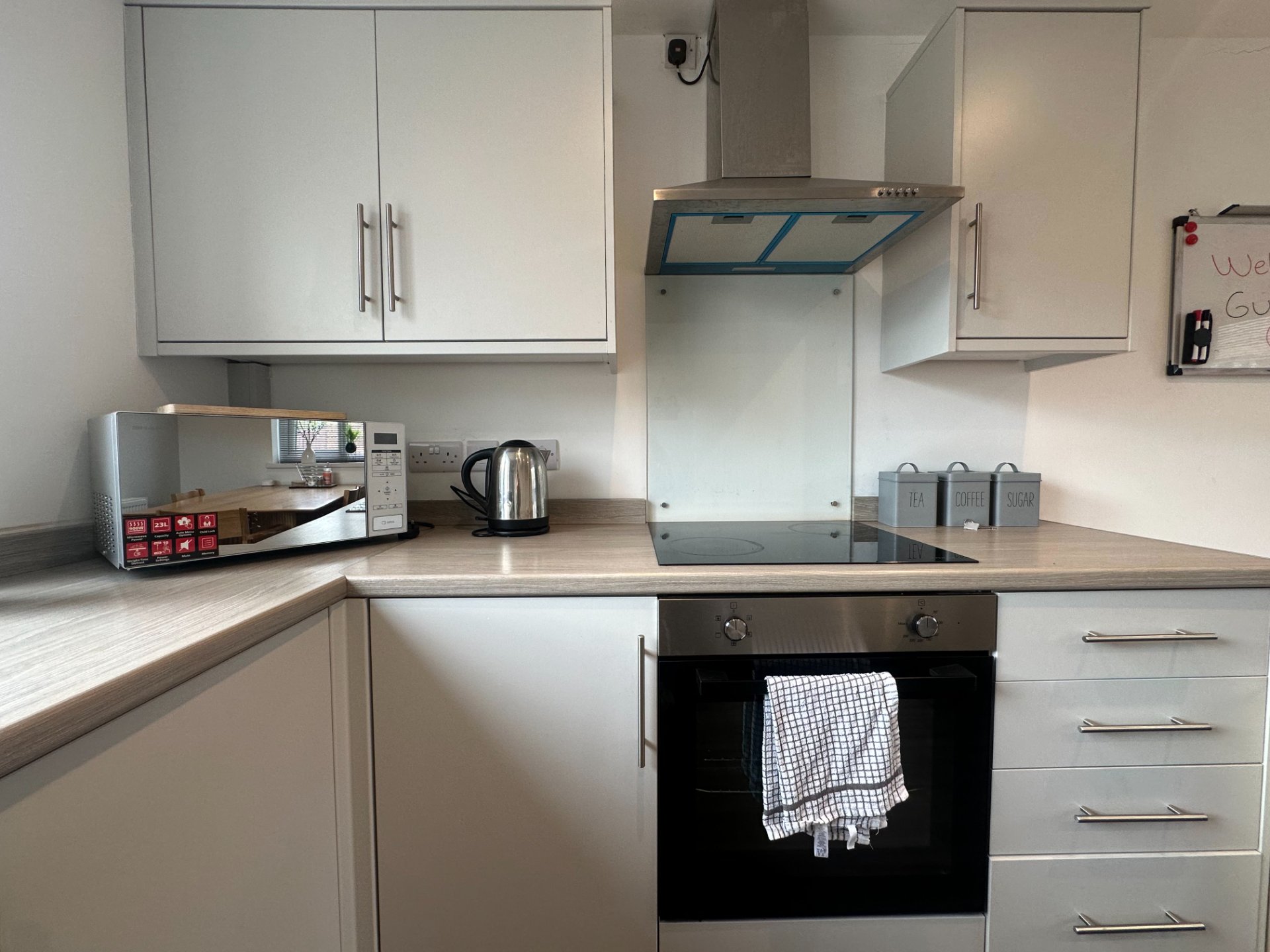 4-bed contractor house in Darlington (DL) photo 8