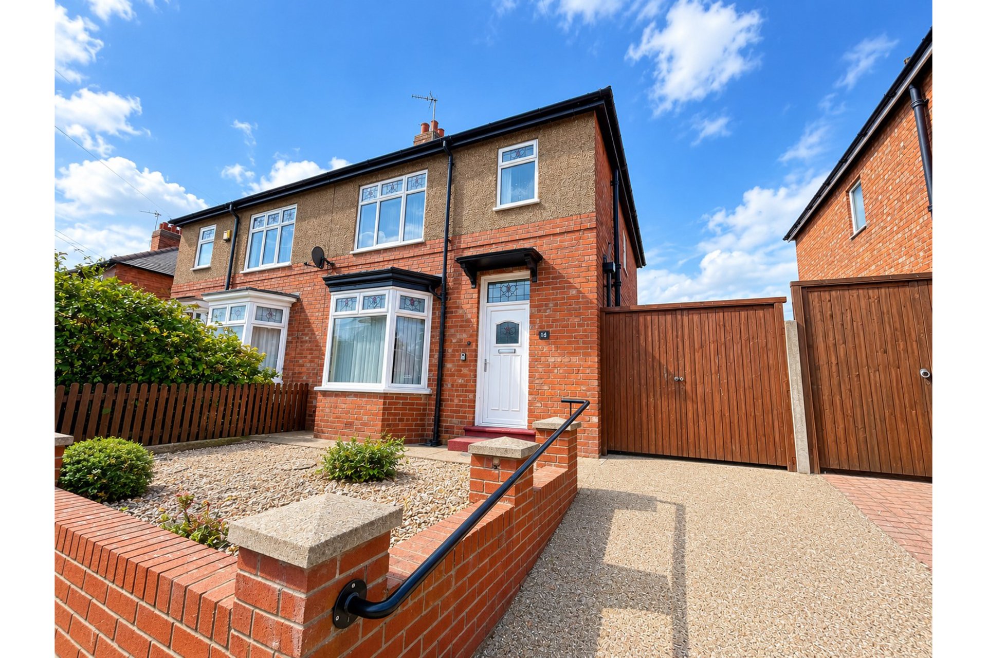 4-bed contractor house in Darlington (DL)