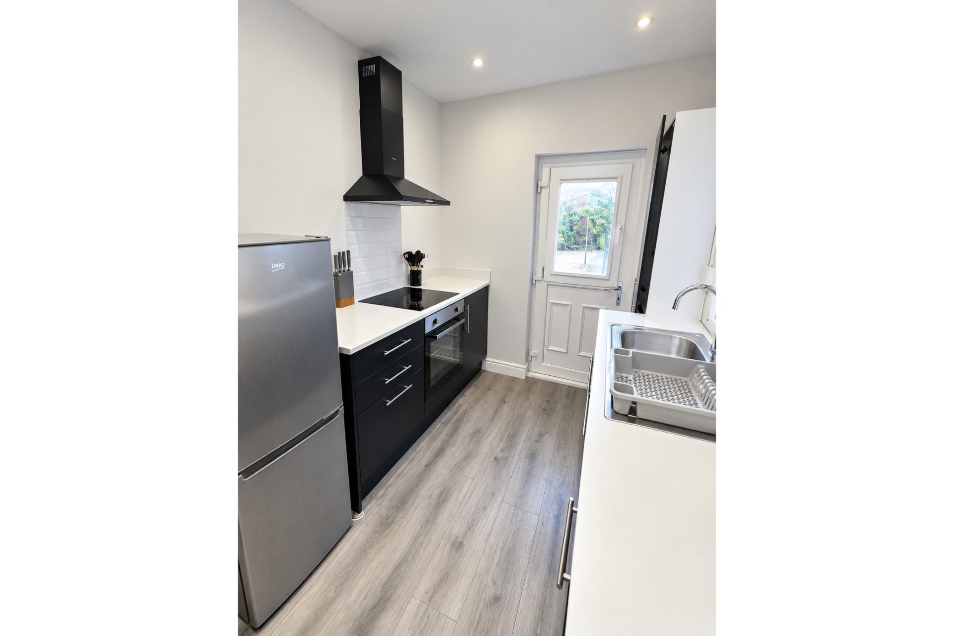 4-bed contractor house in Darlington (DL) photo 5