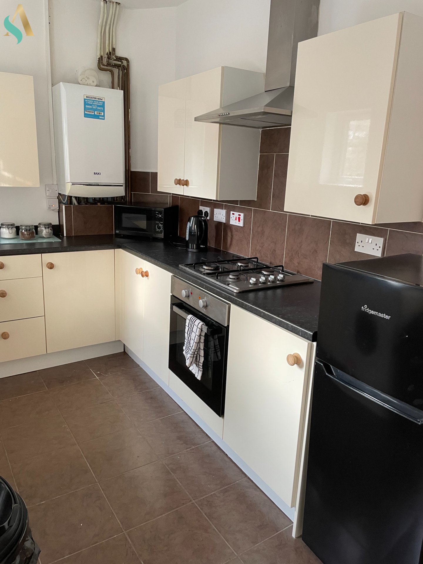 3-bed contractor house in County Durham (DL) photo 7