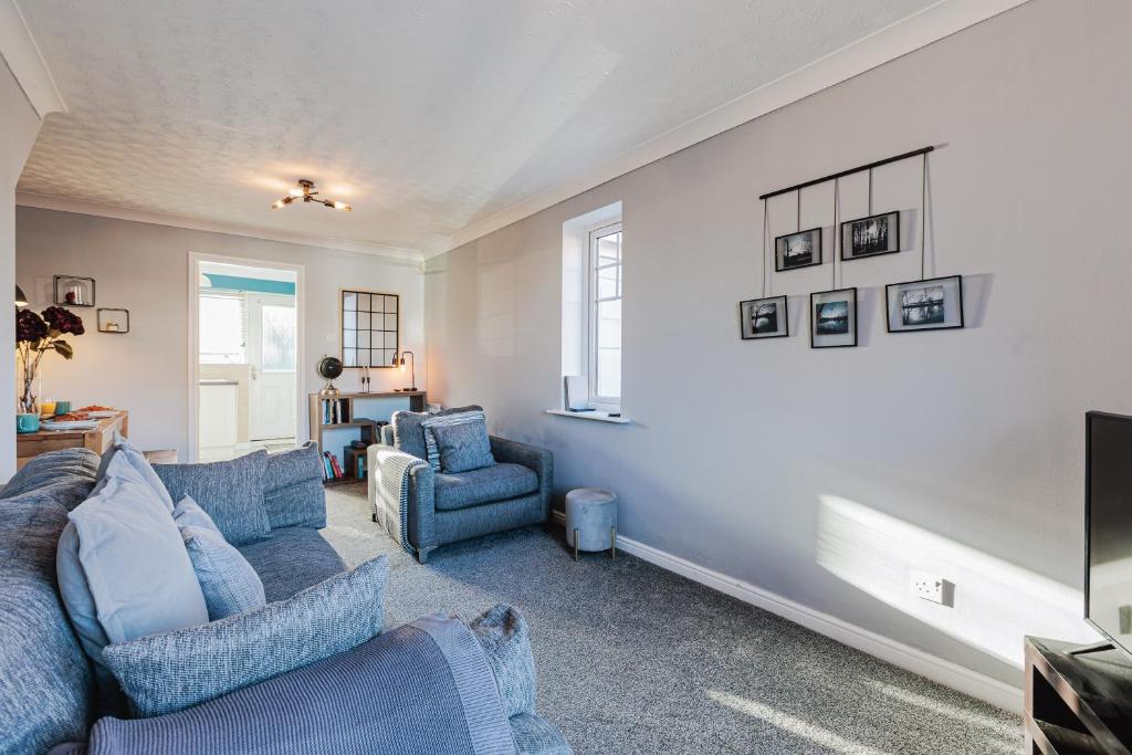 2-bed contractor house in Thornaby (TS) photo 11