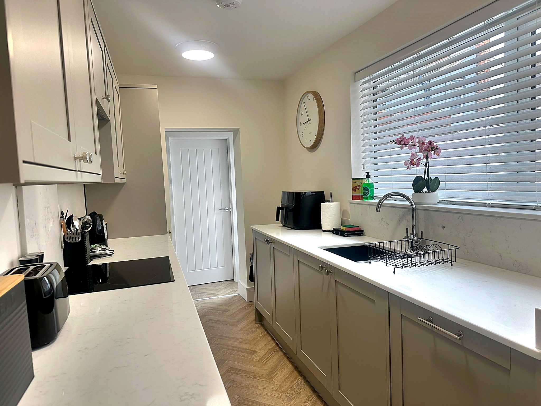 3-bed contractor house in Stockton-on-Tees (TS) photo 7