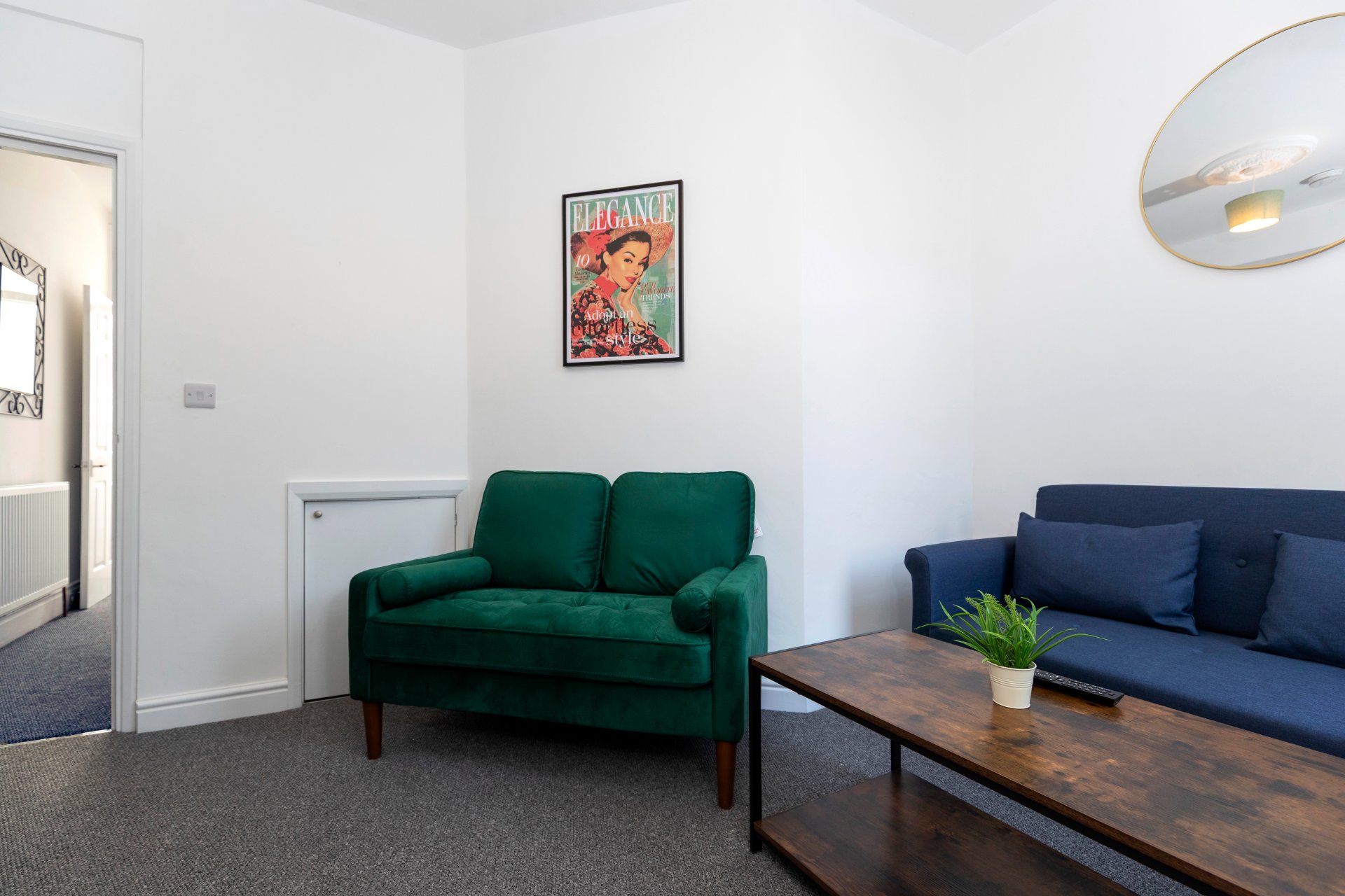 3-bed contractor house in Middlesbrough (TS) photo 4