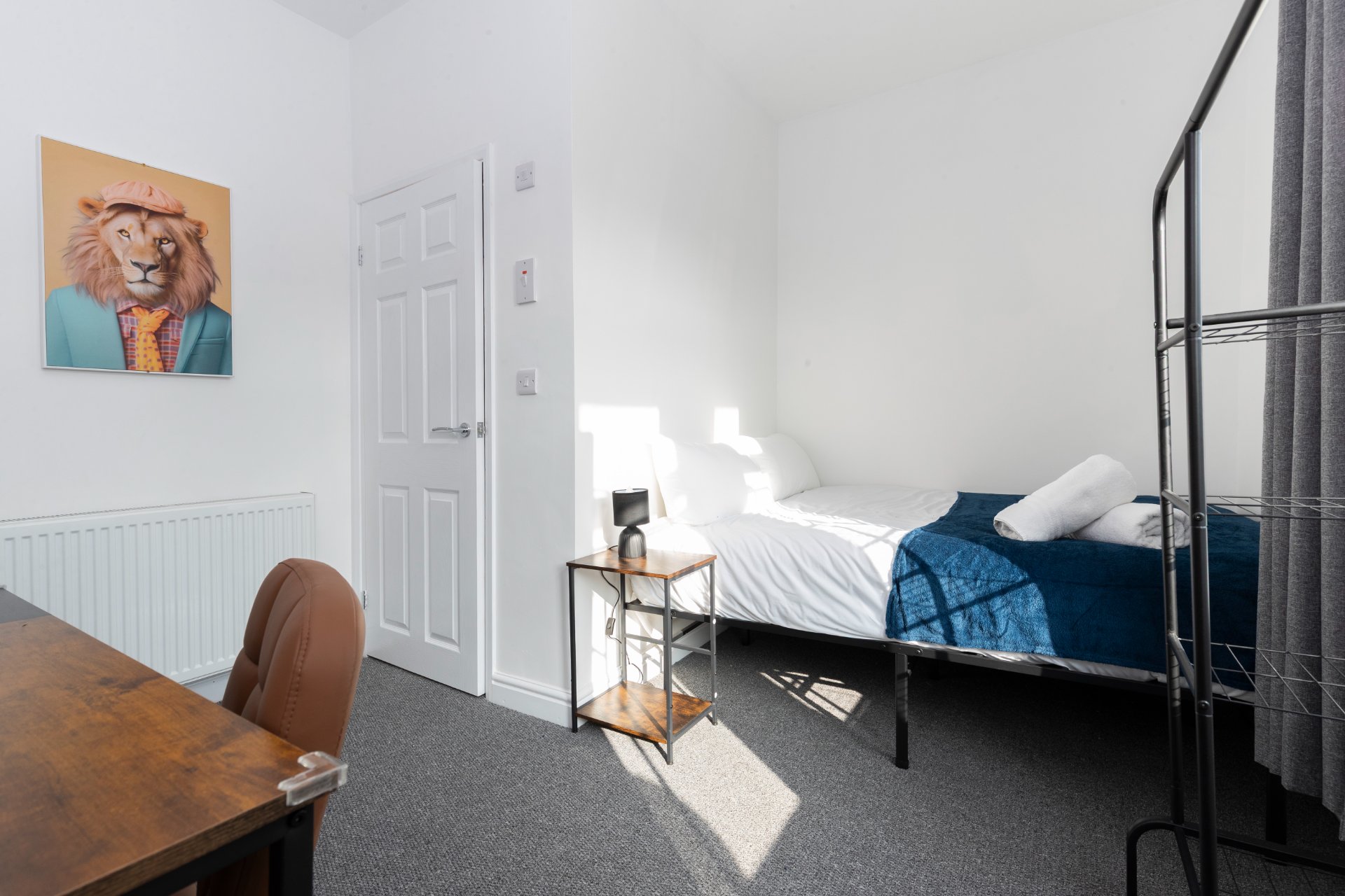 3-bed contractor house in Middlesbrough (TS) photo 7