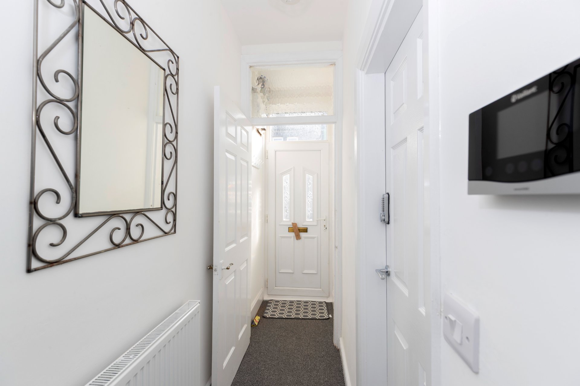 3-bed contractor house in Middlesbrough (TS) photo 12