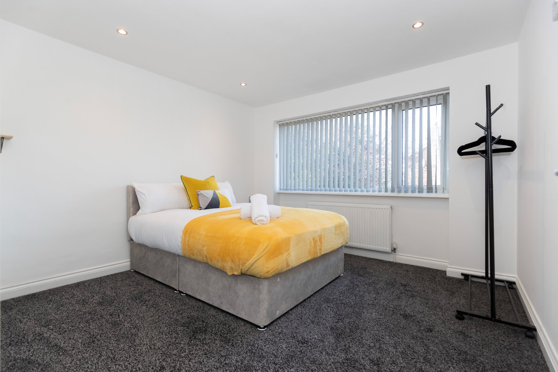 4-bed contractor house in Redcar (TS) photo 10
