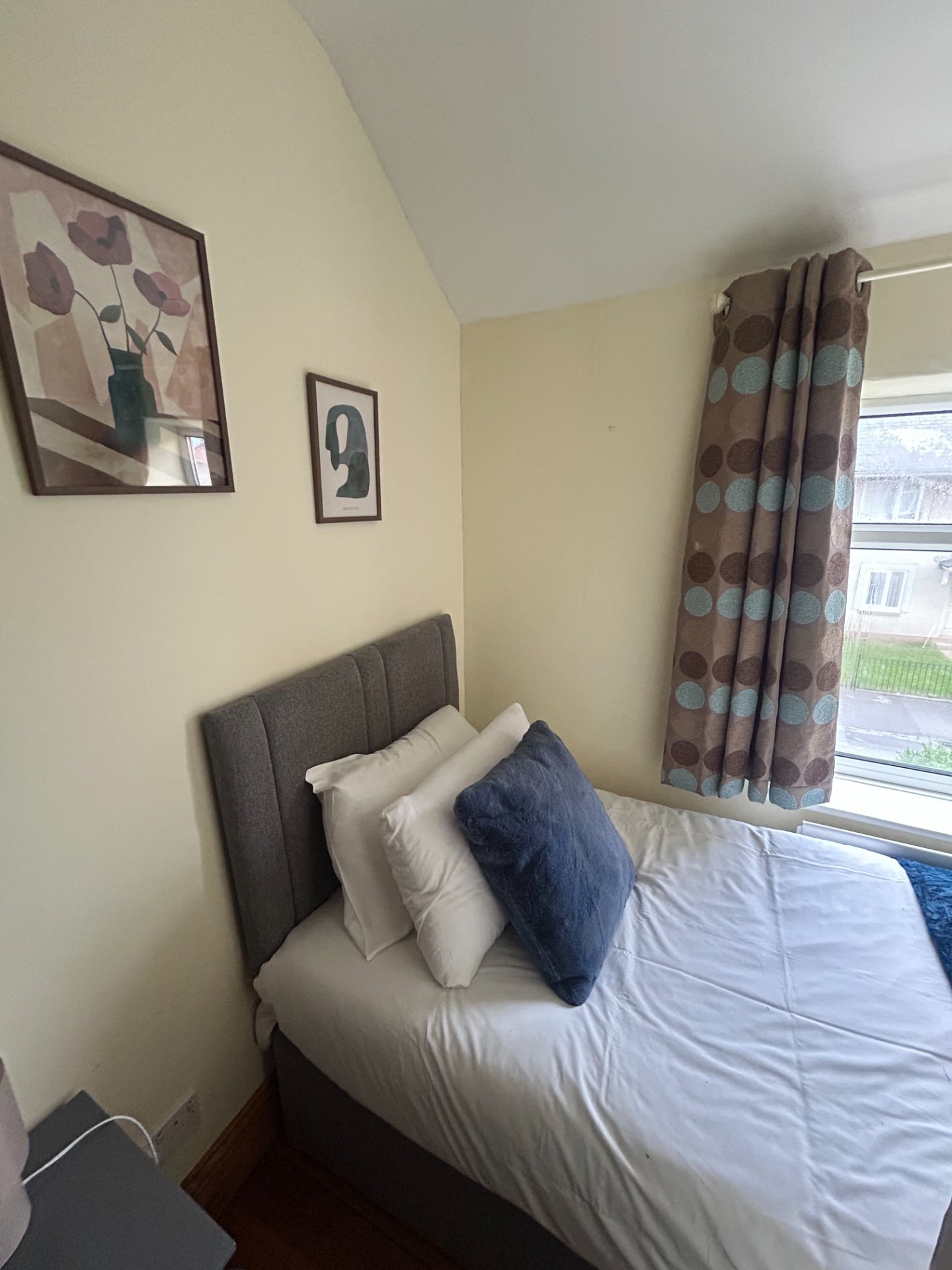 4-bed contractor house in Hartlepool (TS) photo 9