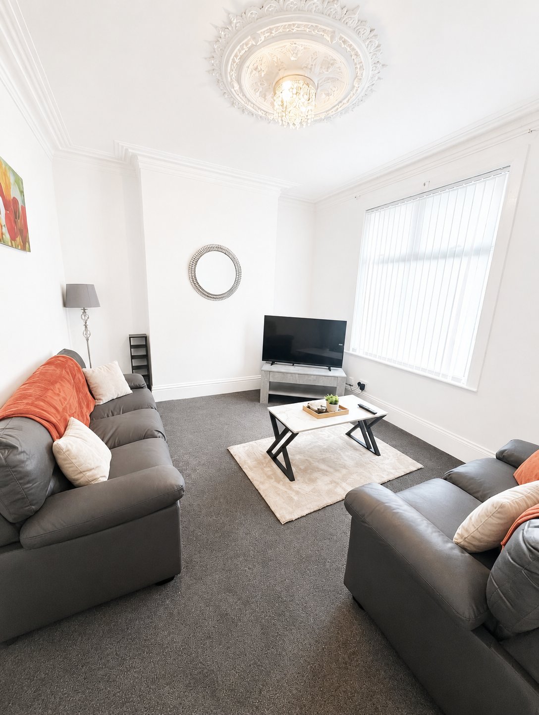 3-bed contractor house in Hartlepool (TS) photo 6