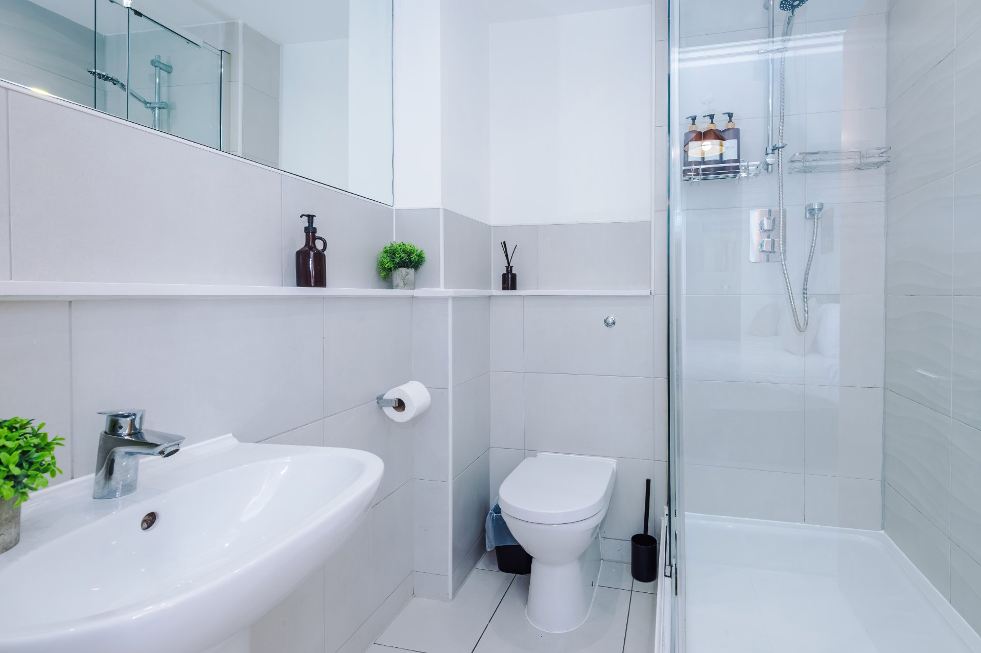 3-bed contractor house in Manchester (M) photo 8