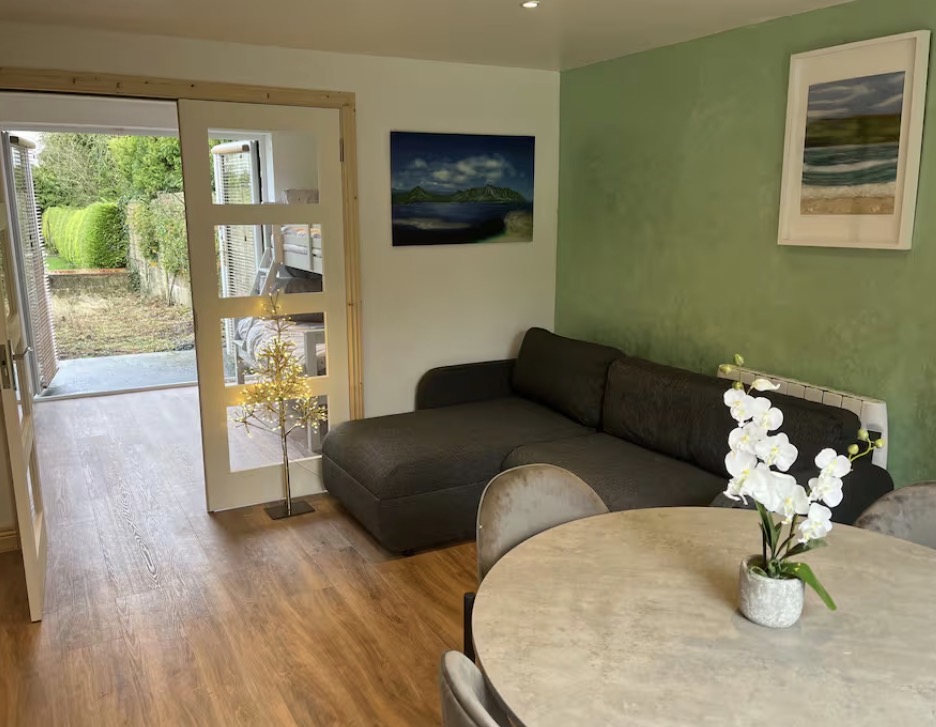 2-bed contractor house in Dunshaughlin Co Meath (A) photo 4