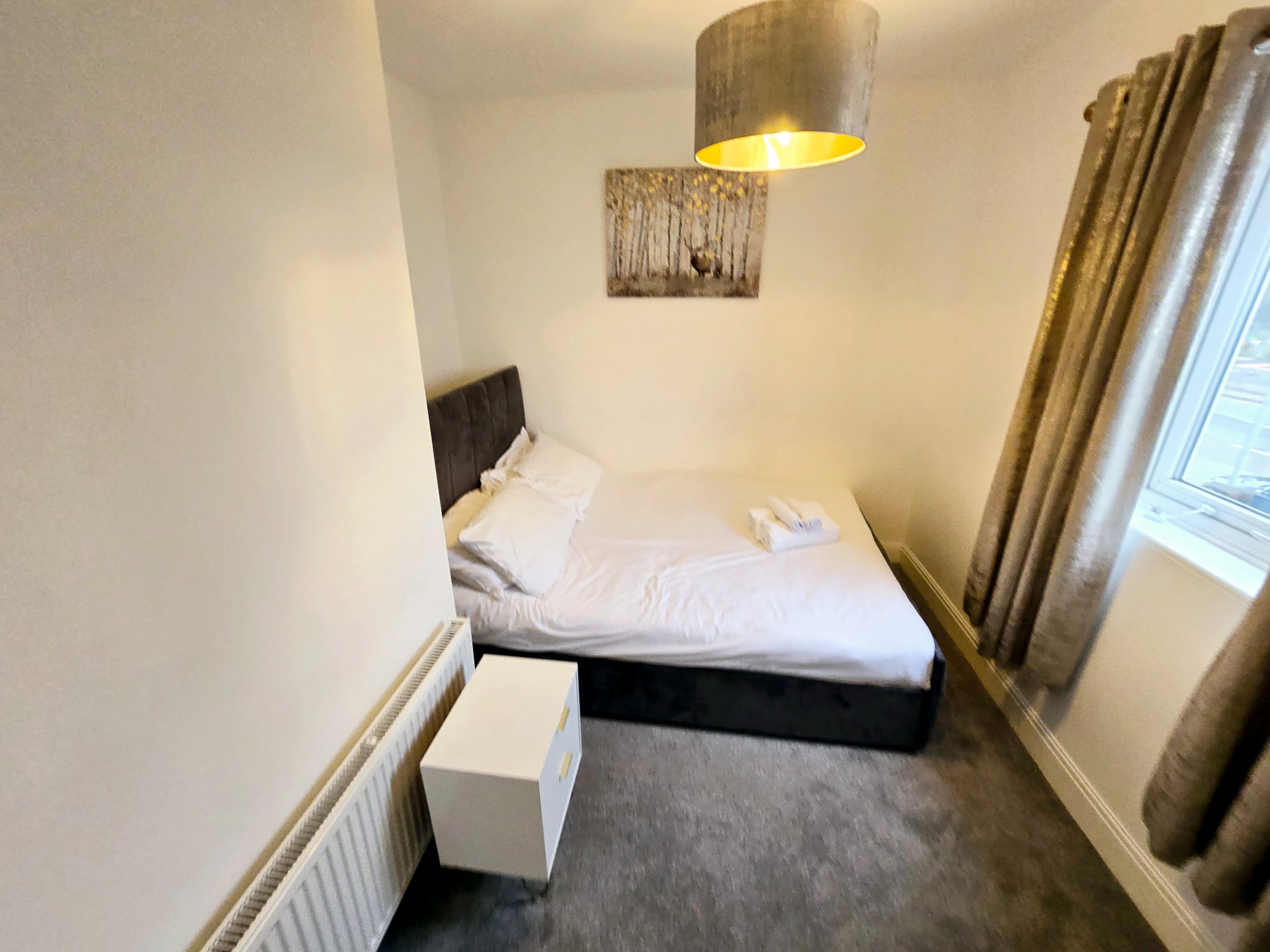 4-bed contractor house in Greater London  (DA) photo 10