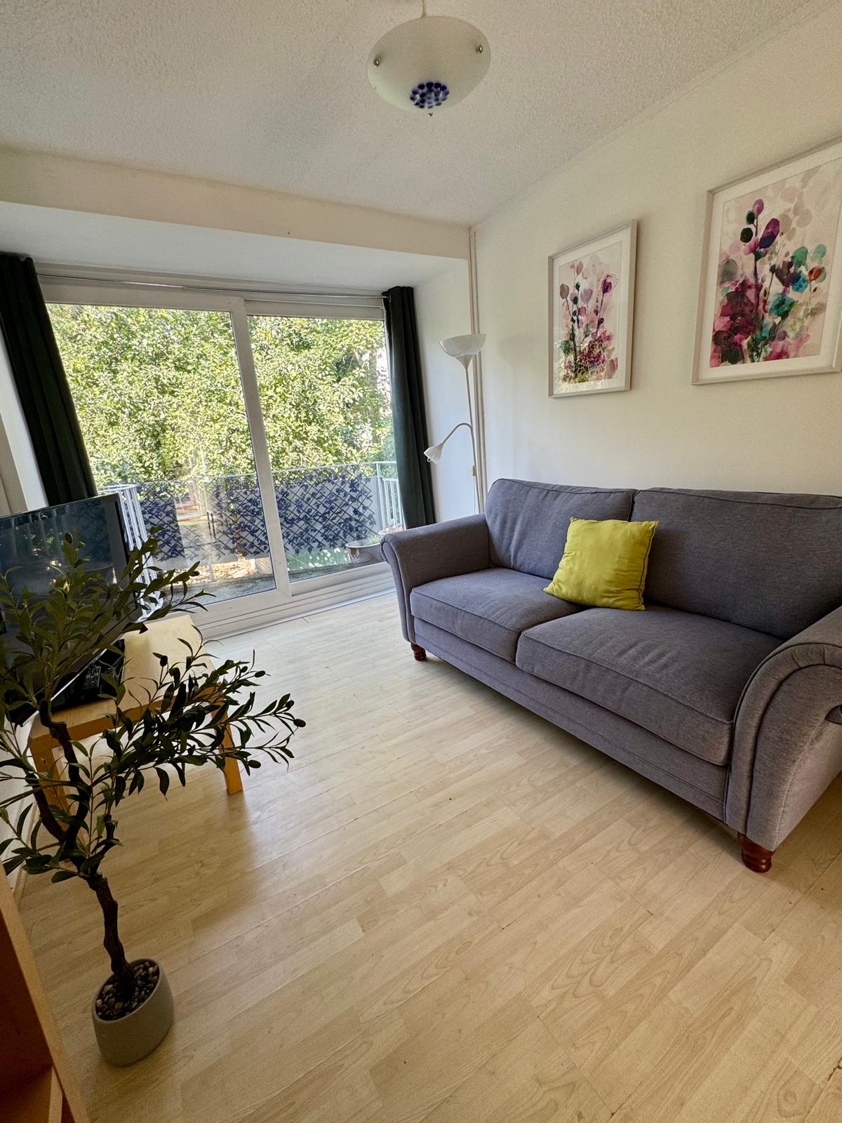 4-bed contractor house in Greater London (SE) photo 7