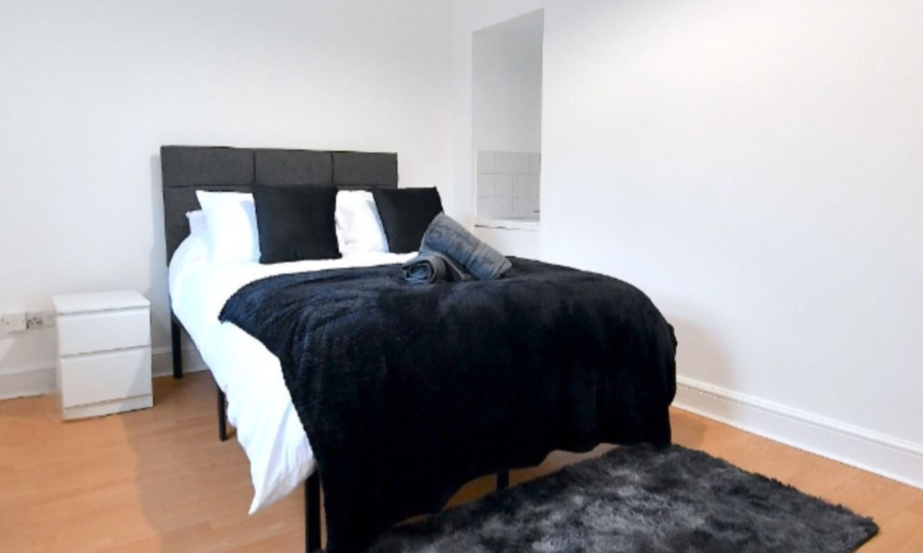 4-bed contractor house in Greater London (SE)