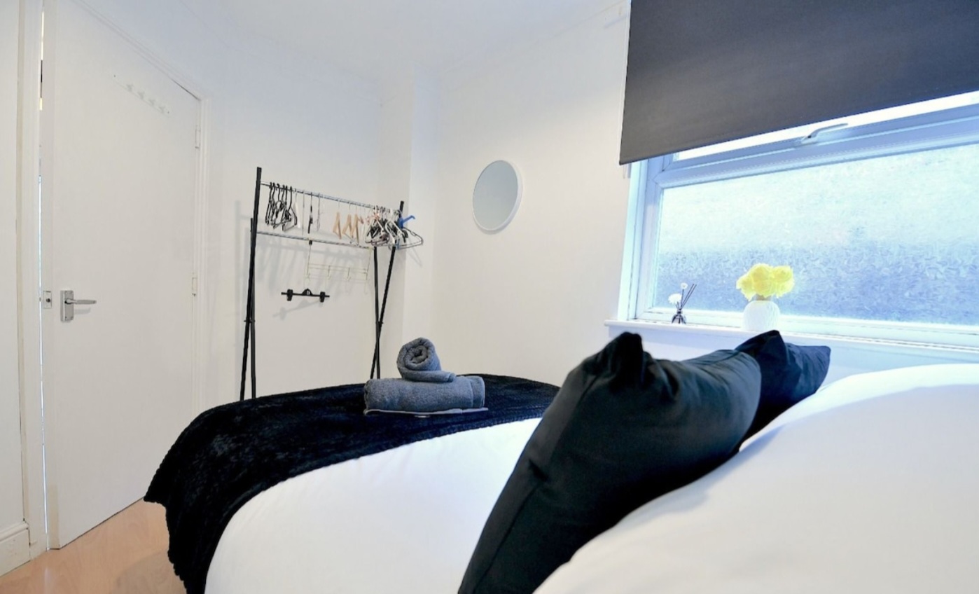 4-bed contractor house in Greater London (SE) photo 6
