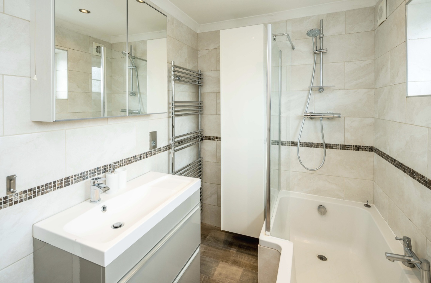 4-bed contractor house in Greater London (BR) photo 5