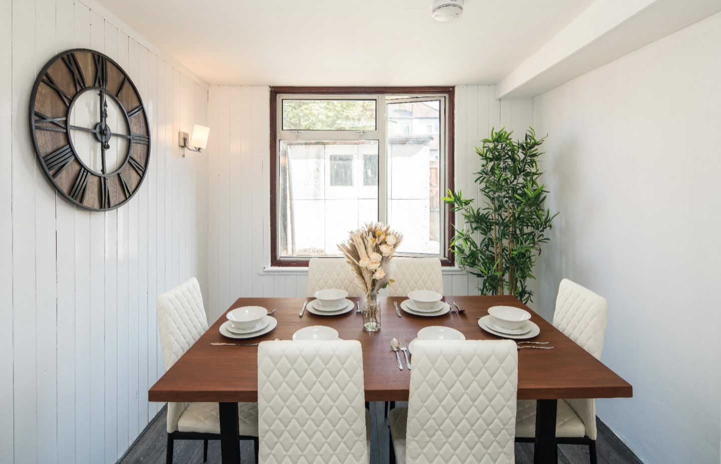 4-bed contractor house in London (HA) photo 4