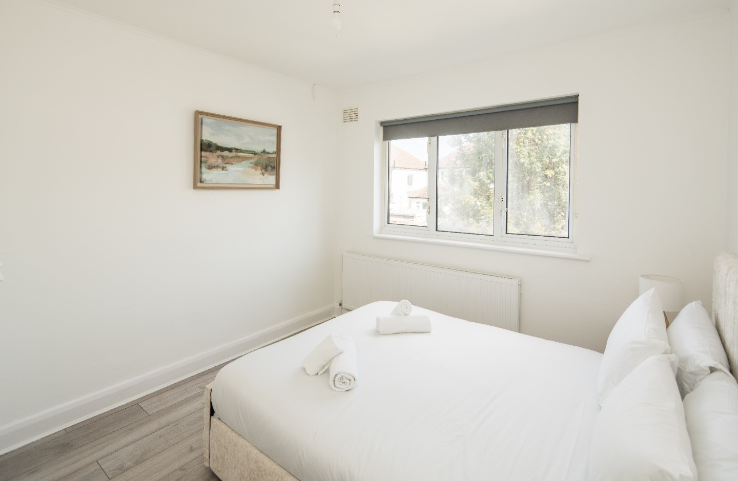 4-bed contractor house in London (HA) photo 7