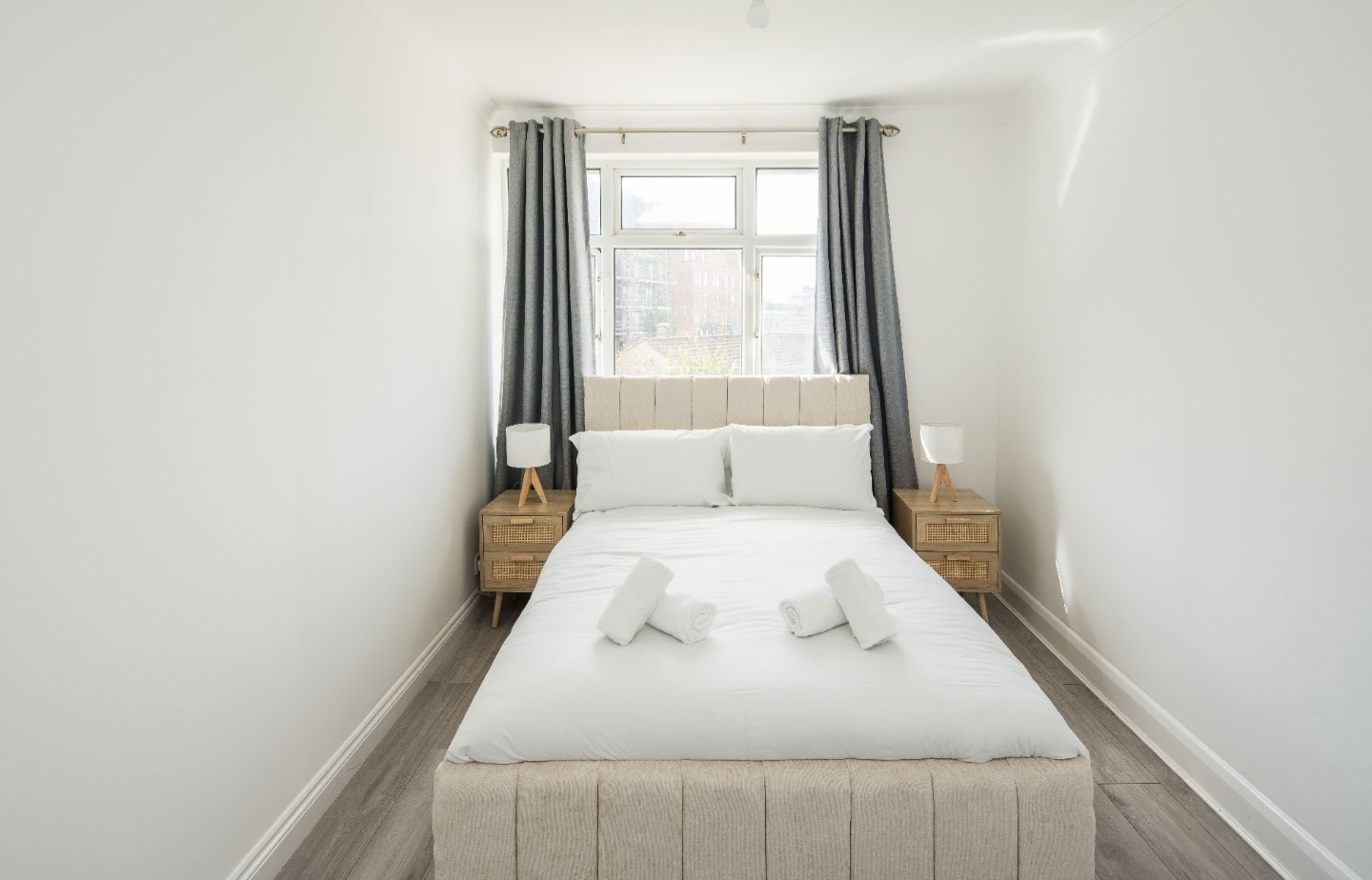 4-bed contractor house in London (HA) photo 8