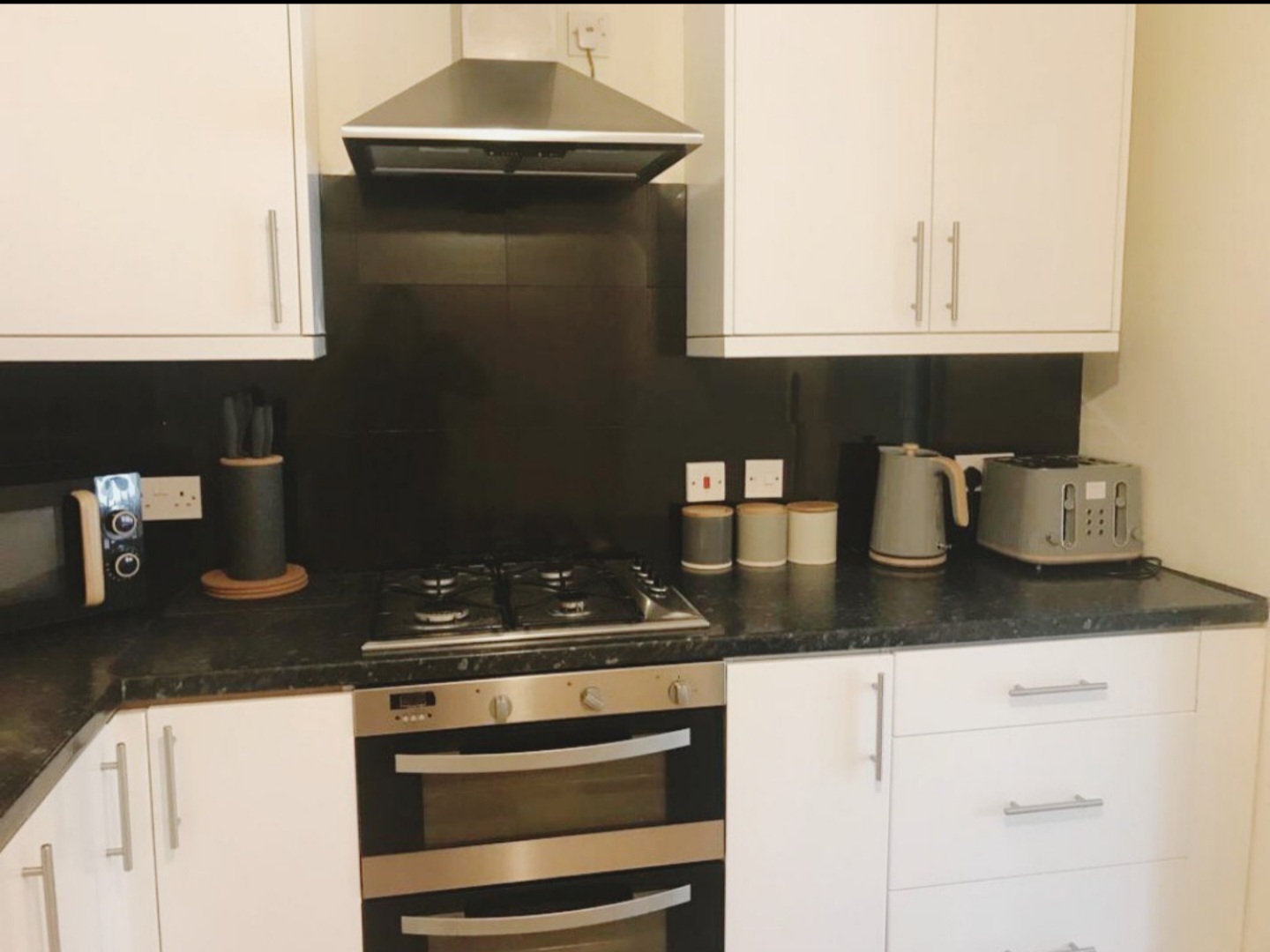 4-bed contractor house in Greater London (SW) photo 10