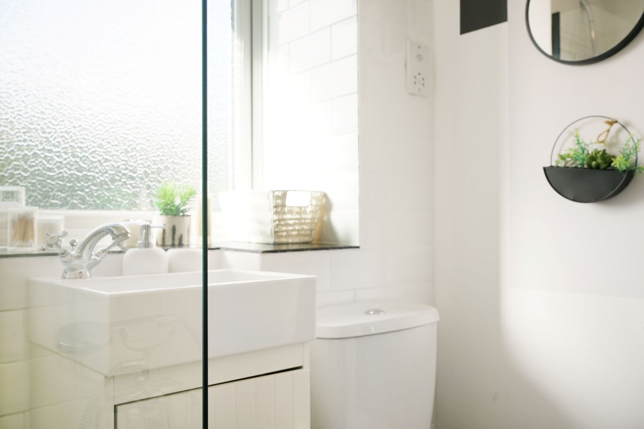 2-bed contractor house in Buckinghamshire (HP) photo 3