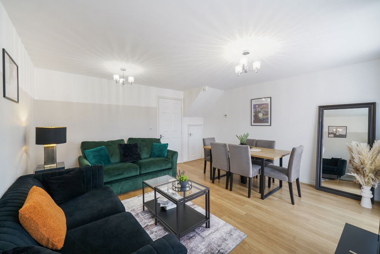 3-bed contractor house in Aylesbury (HP) photo 7