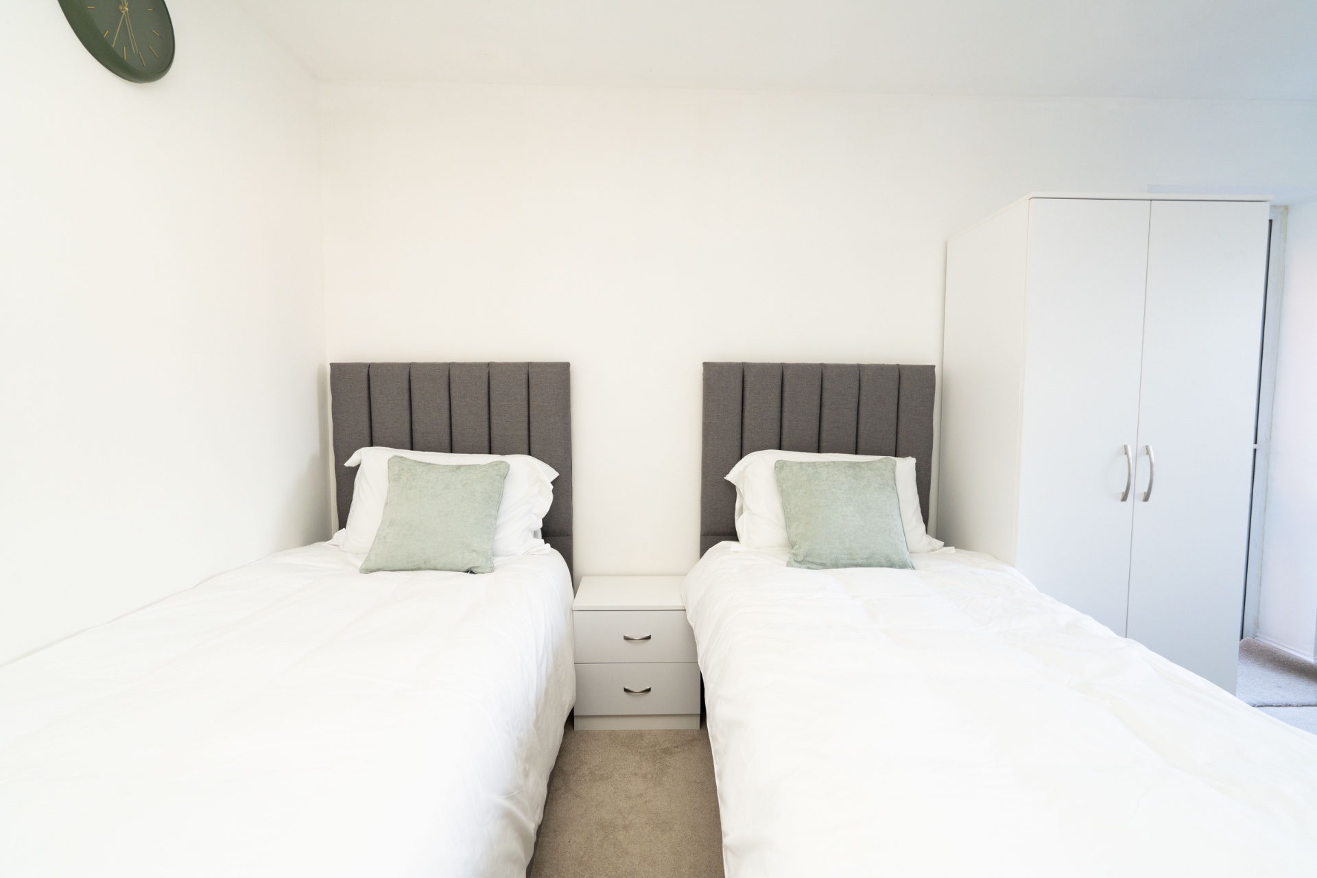 1-bed contractor house in Bristol (BS) photo 3