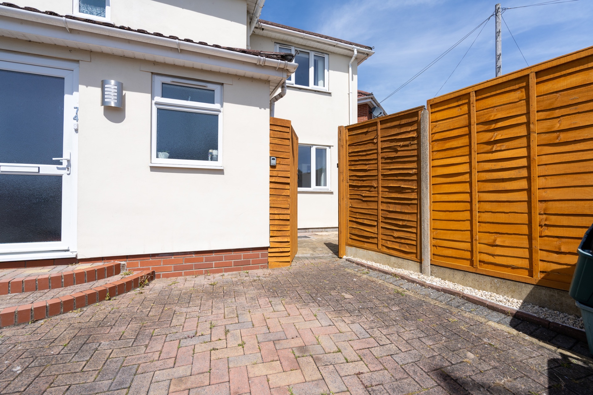 1-bed contractor house in Bristol (BS) photo 10