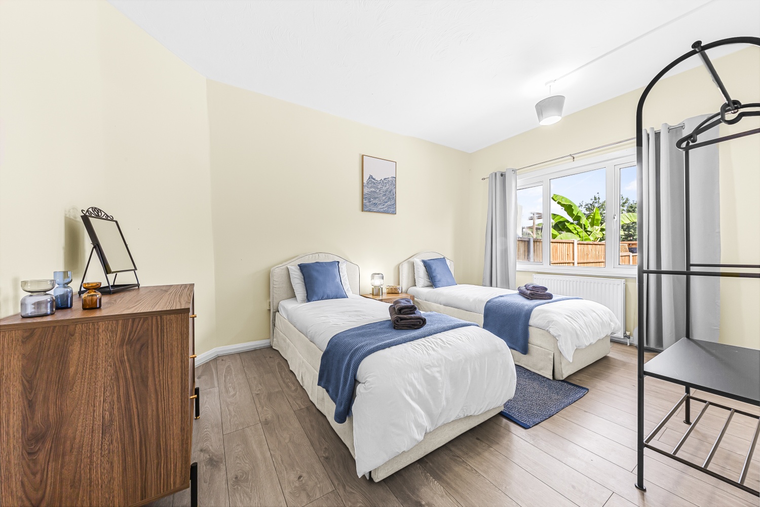 4-bed contractor house in Southend on Sea (SS) photo 5