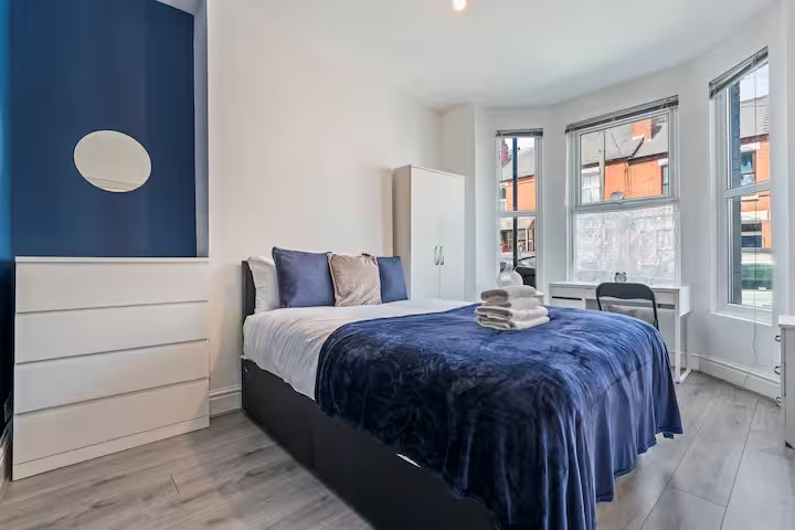 4-bed contractor house in Earlsdon (CV)
