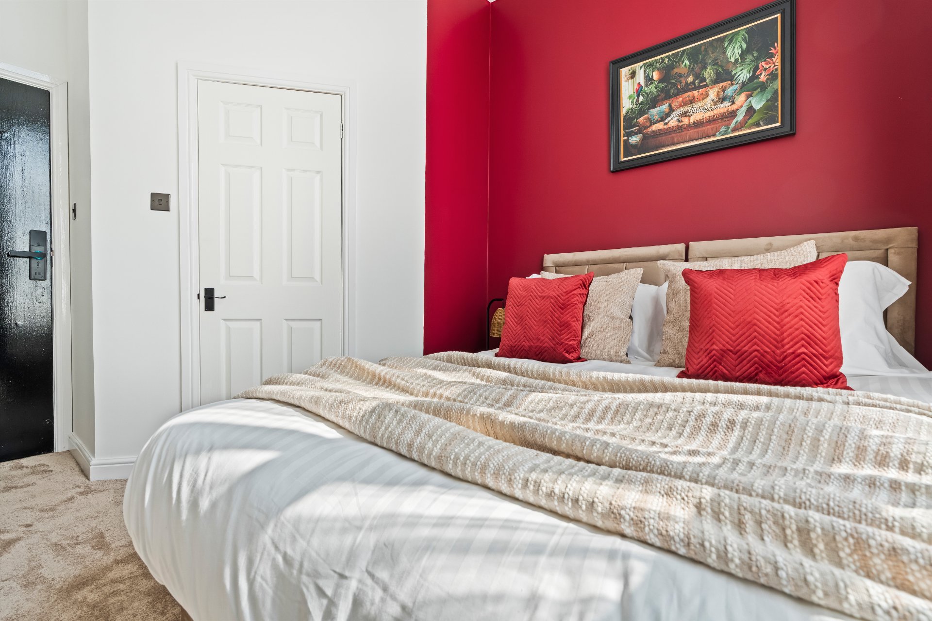 1-bed contractor house in coventry (CV) photo 8