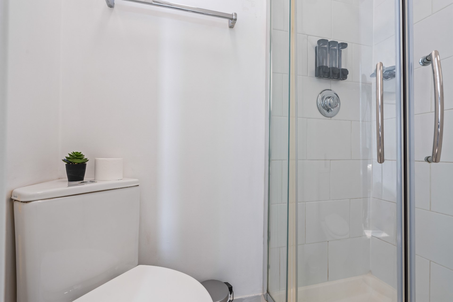 1-bed contractor house in Coventry (CV) photo 4