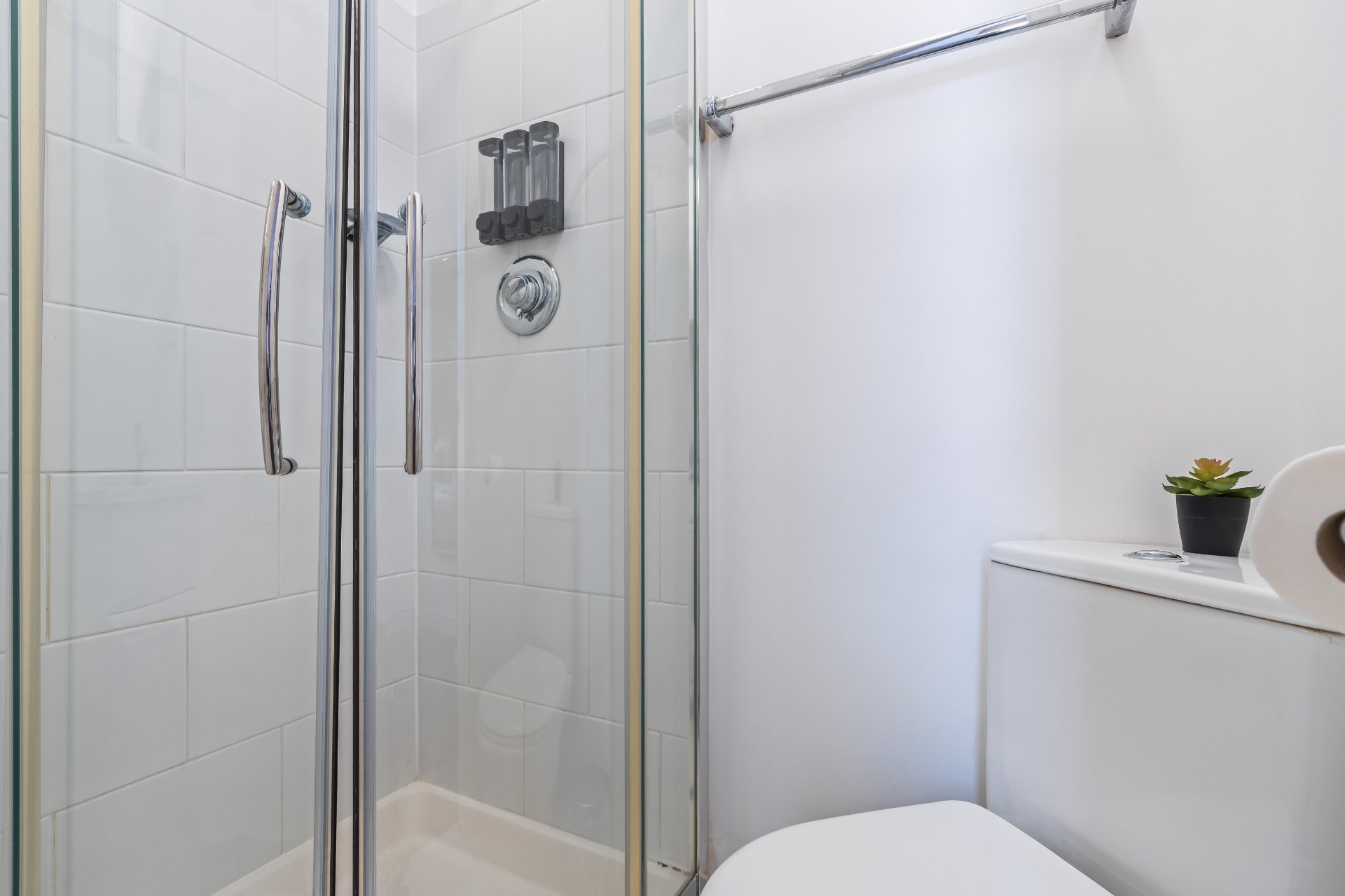 1-bed contractor house in Coventry (CV) photo 4