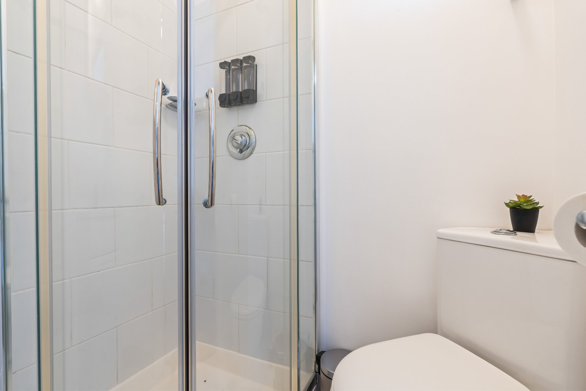 1-bed contractor house in Coventry (CV) photo 6