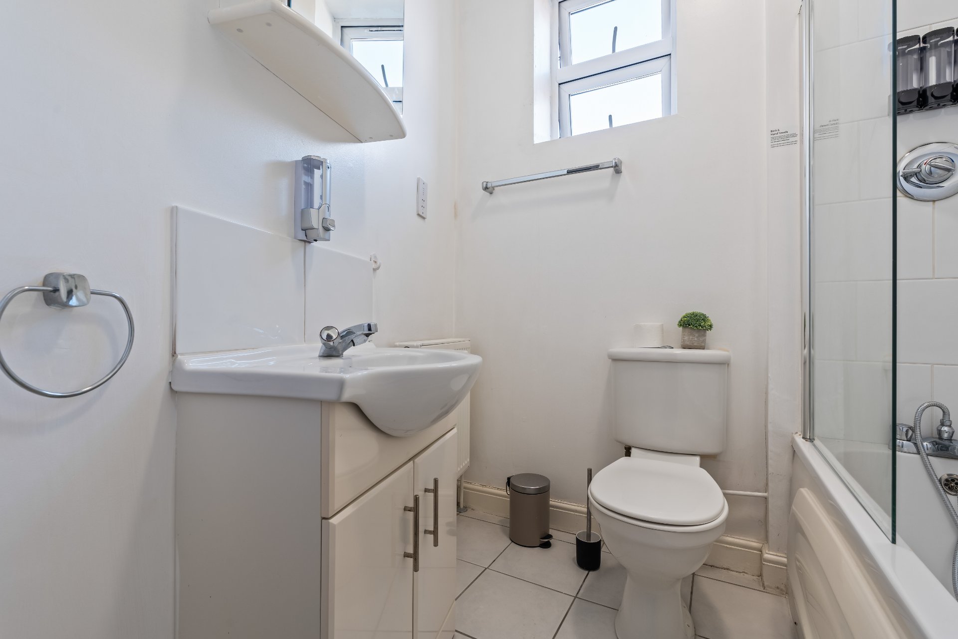 1-bed contractor house in Coventry (CV) photo 4