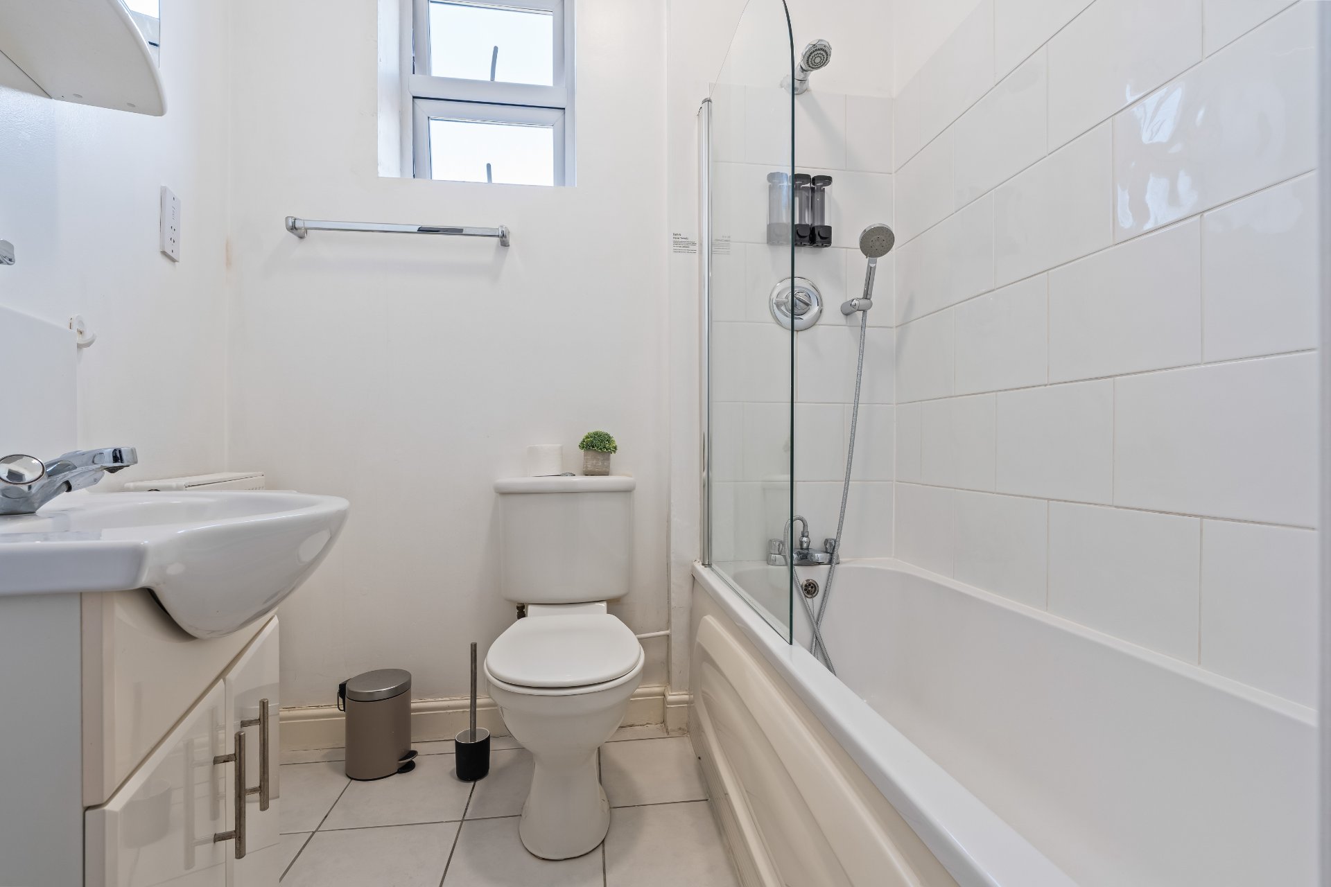 1-bed contractor house in Coventry (CV) photo 6