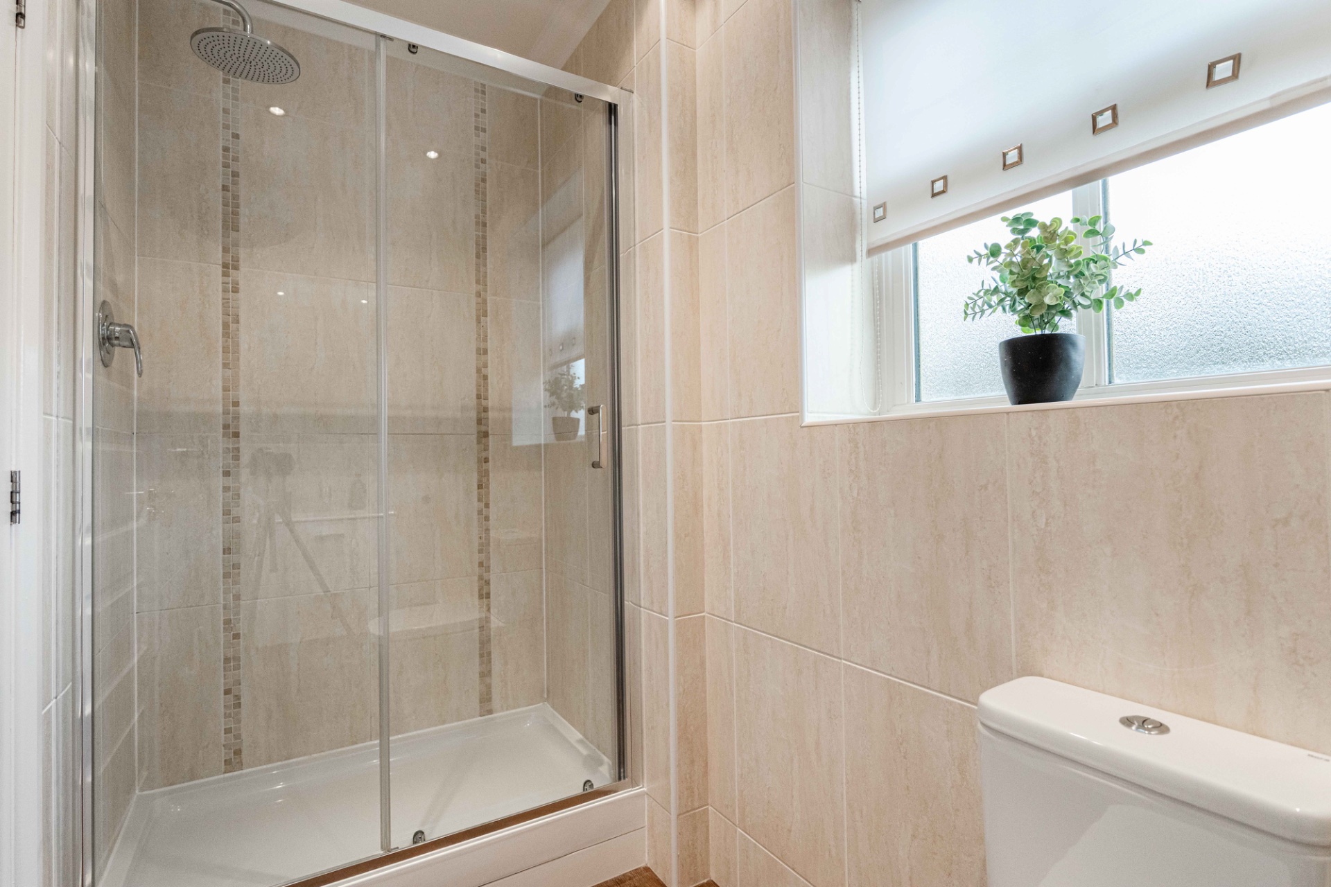 5-bed contractor house in Braintree (CM) photo 5