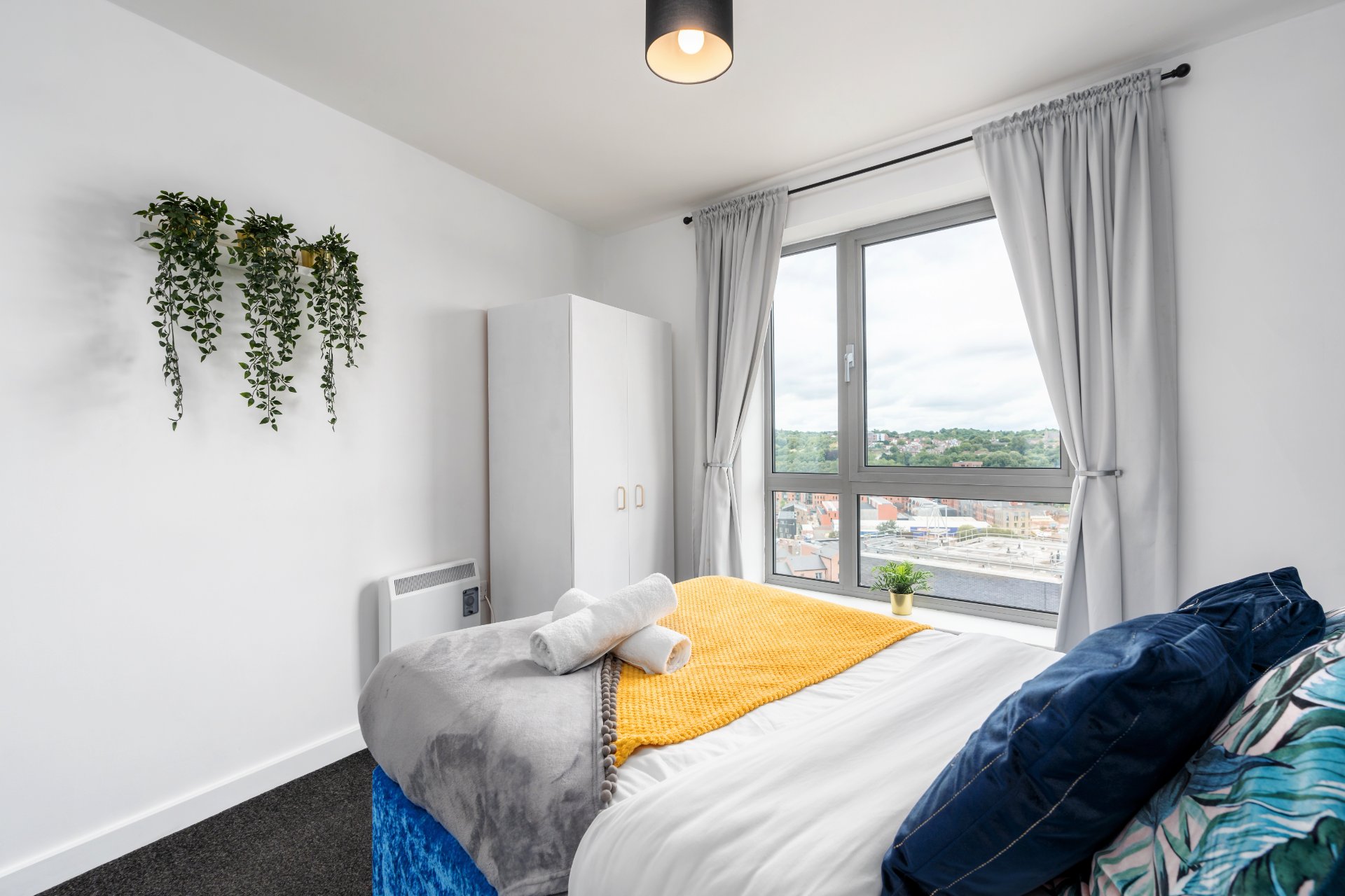2-bed contractor house in Sheffield (S) photo 7
