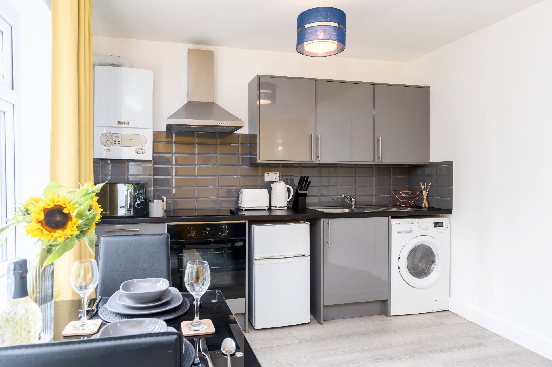 1-bed contractor house in Sheffield (S) photo 8