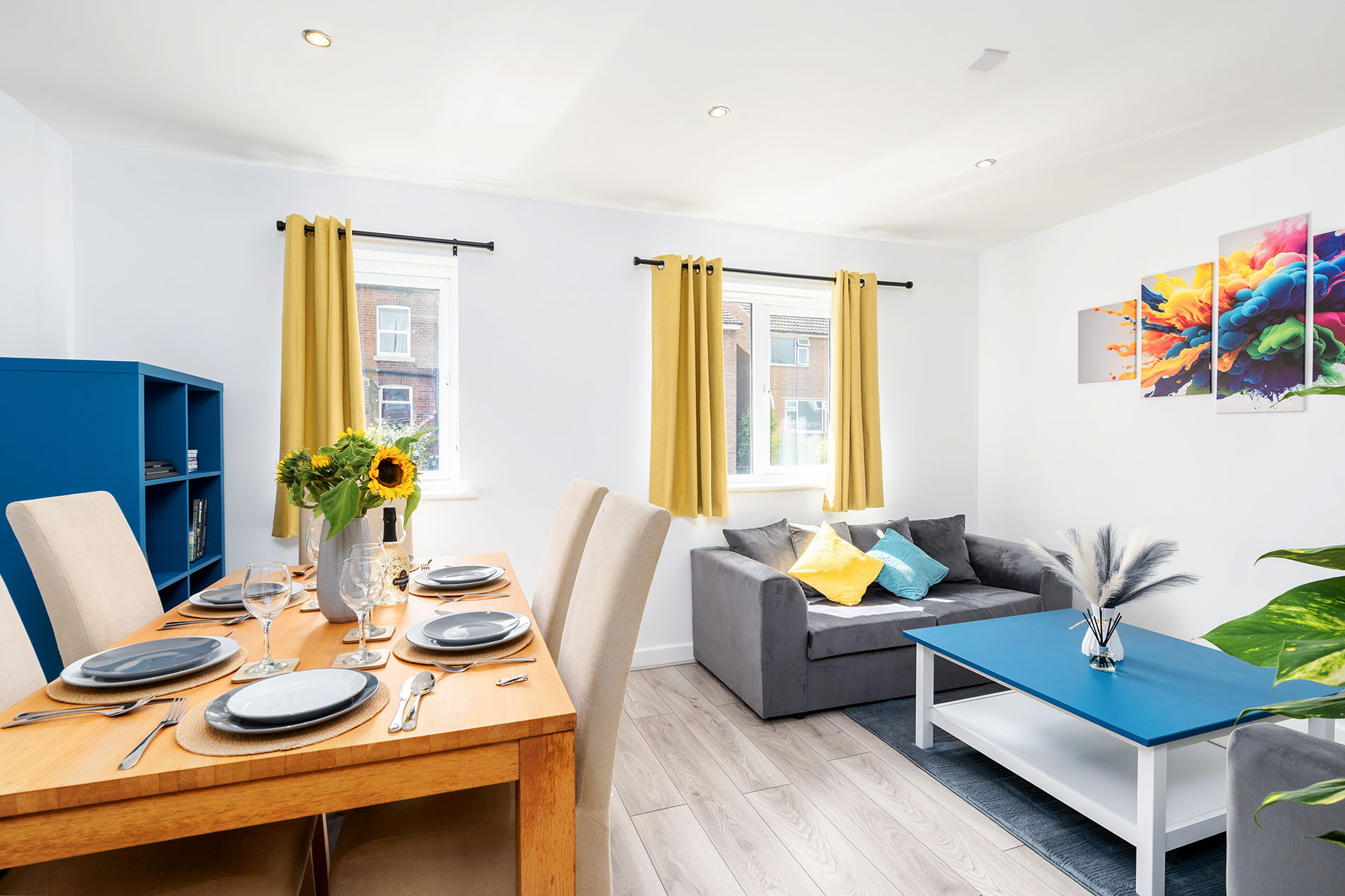3-bed contractor house in Sheffield (S) photo 3