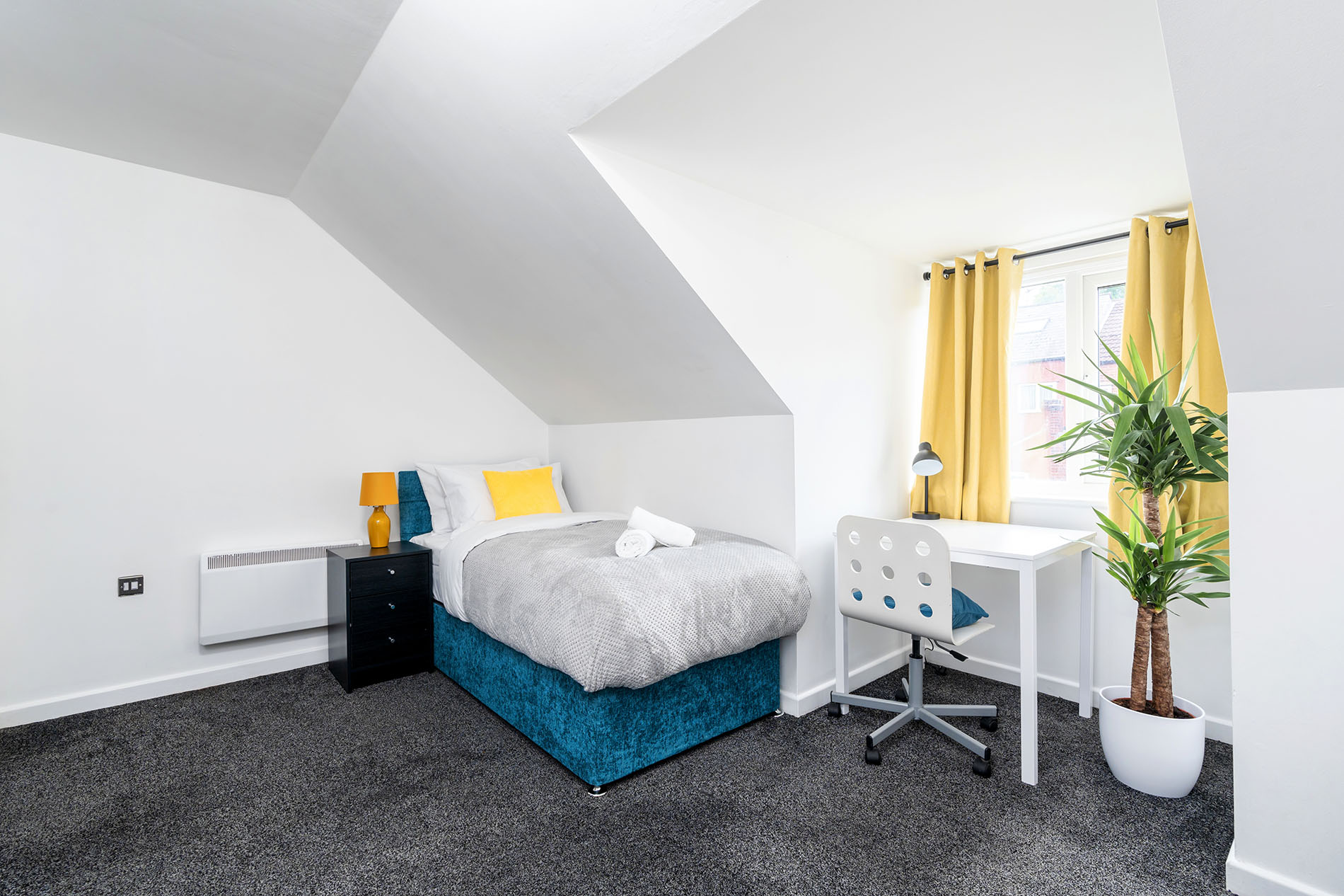 3-bed contractor house in Sheffield (S) photo 11